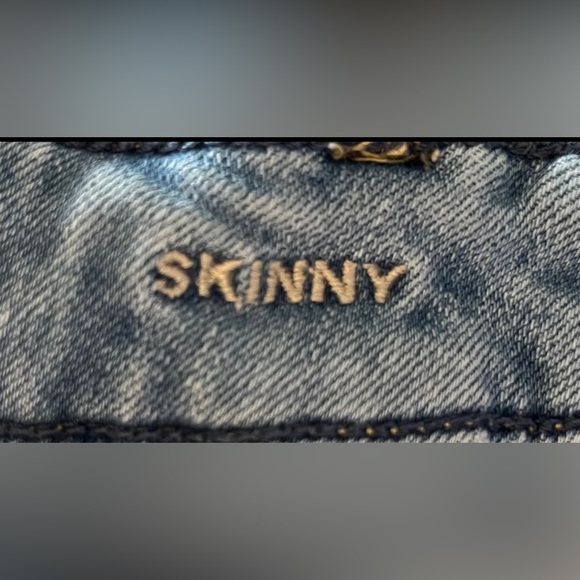 American Eagle Men’s Blue Jeans. Size Men’s 32x32. Color Blue. - Picture 5 of 7